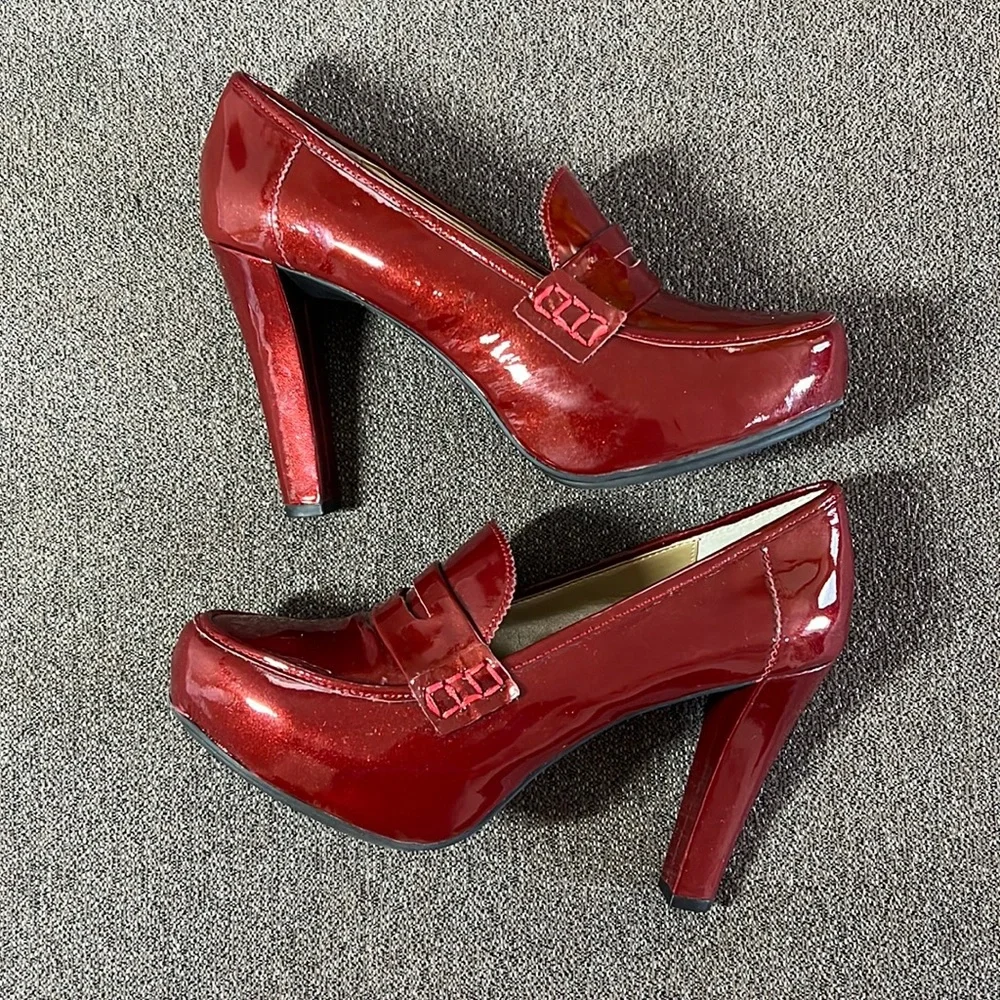 Me Too loafer heels glittery patent red leather - Picture 1 of 10